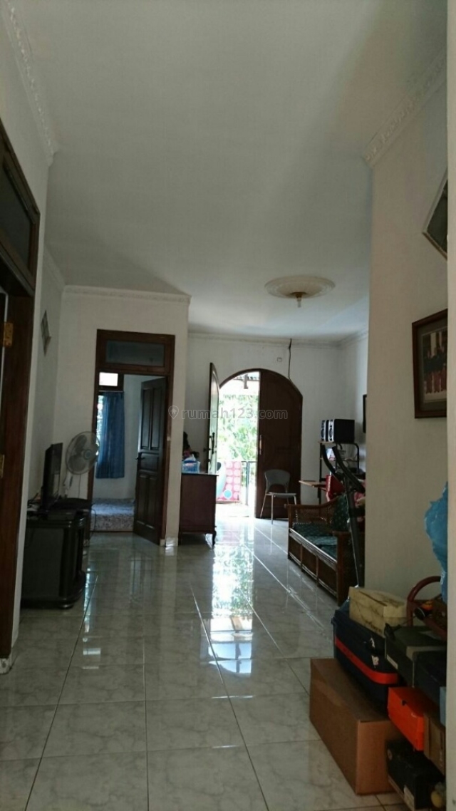 Rumah DMC Jatiwaringin, Pondok Gede, Bekasi