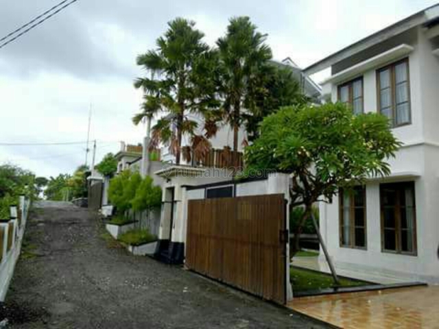 villa minimalis modrn siap Huni Di pantai Brawa canggu Bali, Canggu, Badung