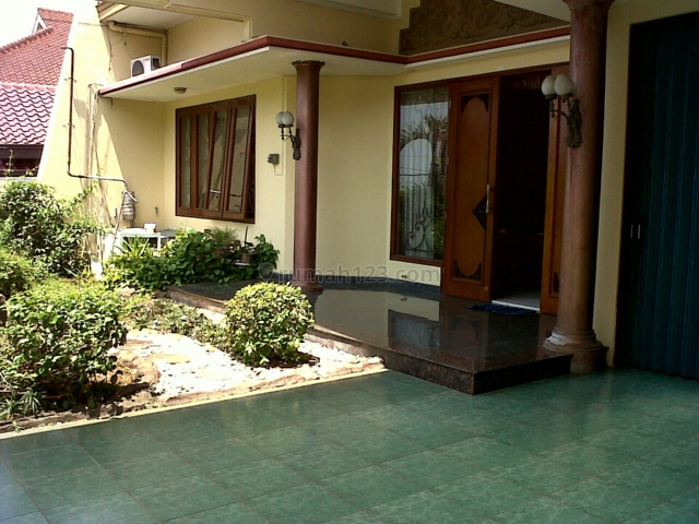 rumah cantik di cluster candi asri, Candisari, Semarang