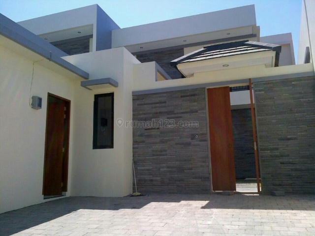 villa Baru Minimalis siap Huni Di Balangan jimbaran Bali, Jimbaran, Badung