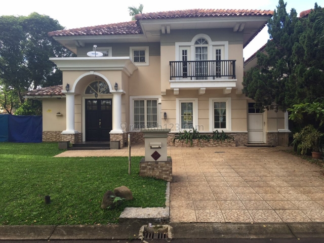 rumah mewah asri sangat tenang aman, Lippo Karawaci, Tangerang