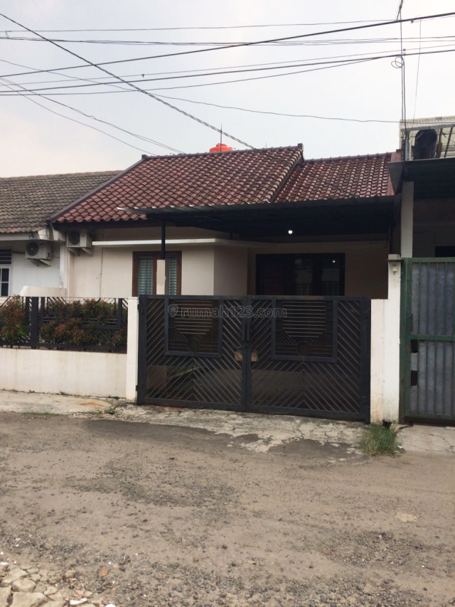 Rumah di Cinere, Cinere, Jakarta Selatan