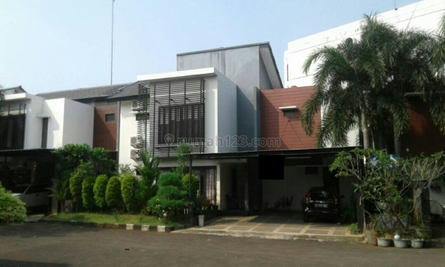Rumah Cantik dalam Komplek Bagus di Pondok Labu, Lebak Bulus, Pondok Labu, Jakarta Selatan