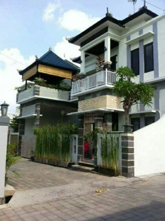 Rumah semi villa siap Huni Di Buduk /Dalung Badung Bali, Dalung, Badung