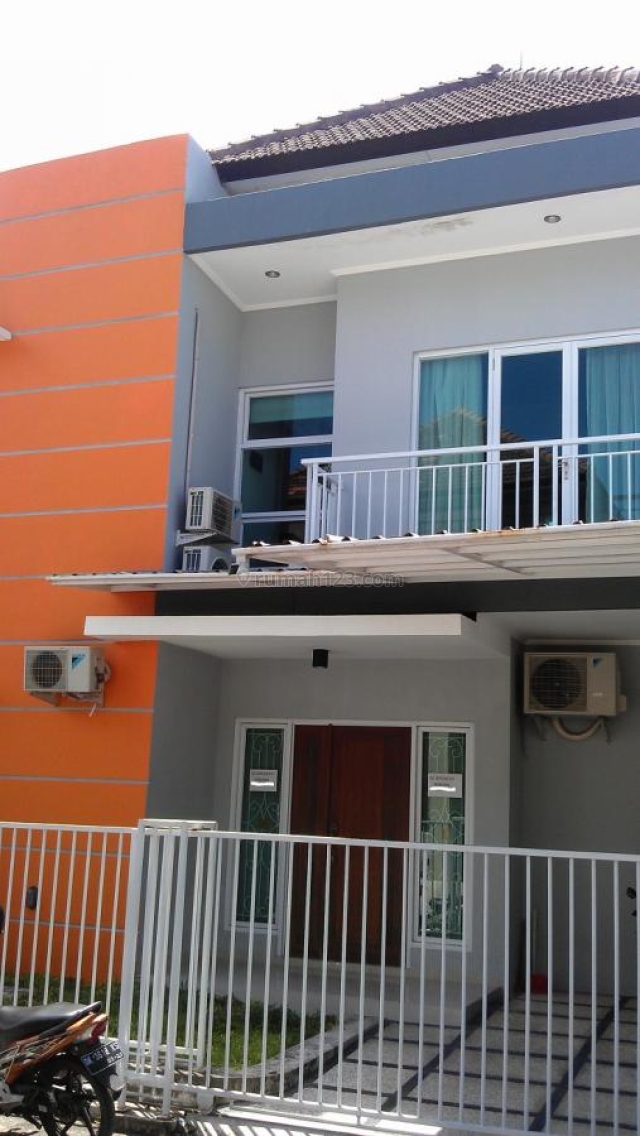 Rumah dengan 3+1 kamar tidur di Jl. Gelogor Carik dekat Jl. By Pass, Gelogor Carik, Denpasar