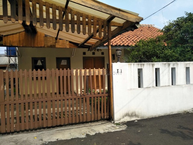 RUMAH LAMA SIAP HUNI MURAH DI PEJATEN DEKAT KAMPUS UNAS, Pejaten, Jakarta Selatan