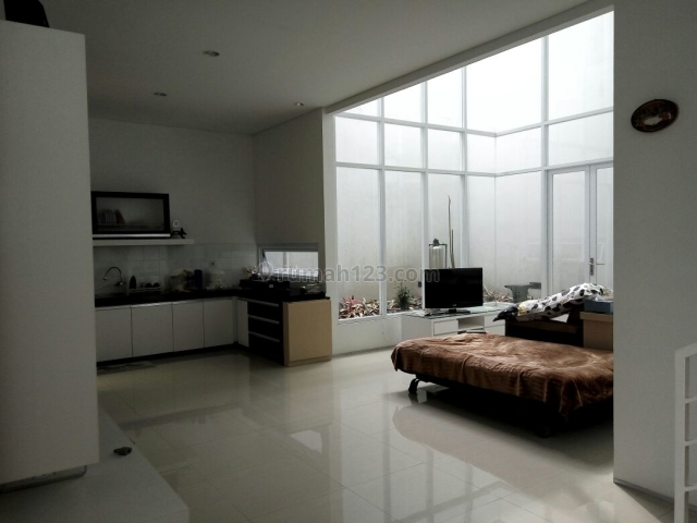 Rumah Pondok Hijau, Pinus Raya Barat, Pondok Hijau, Bandung