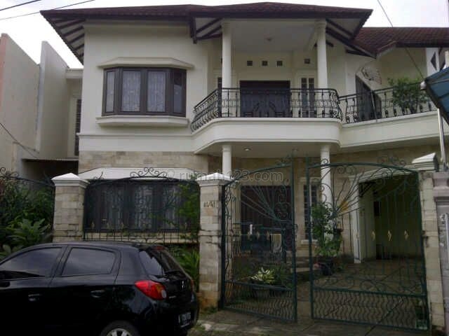 Rumah Taman Villa Meruya Blok A1 View Taman Jakarta Barat, Meruya, Jakarta Barat