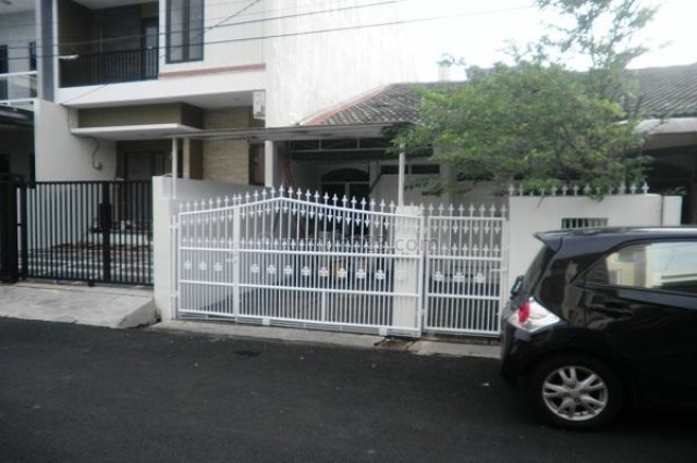 Rumah Janur Hijau Siap Diisi Oleh Barang Barang Baru!!!, Kelapa Gading, Jakarta Utara
