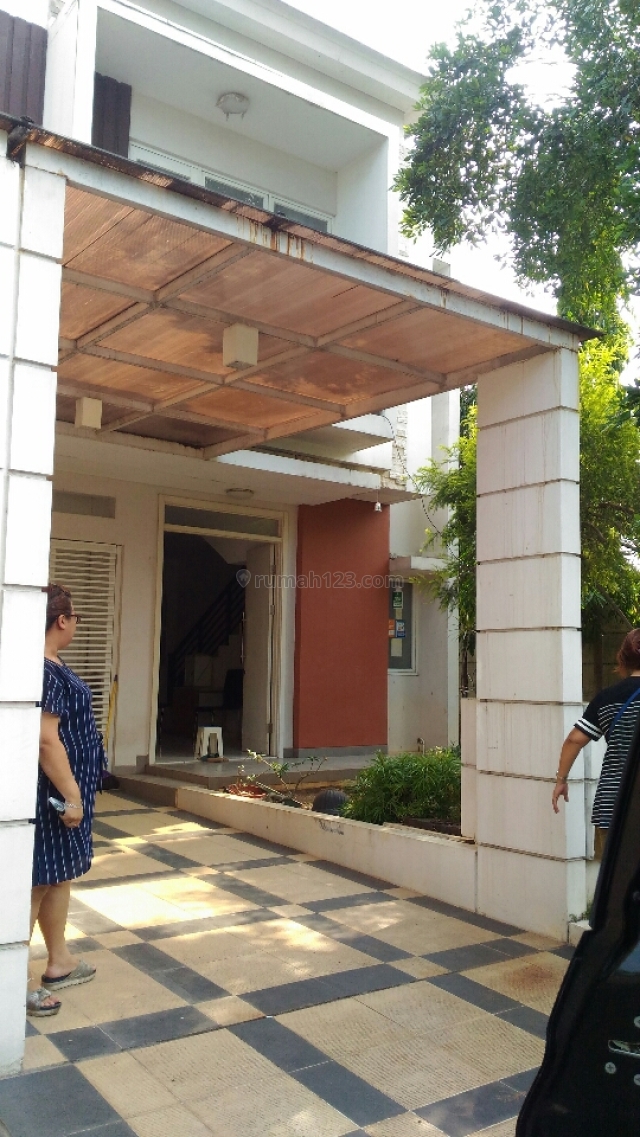 Rumah hook sudah renovasi di Summarecon Bekasi, Summarecon Bekasi, Bekasi