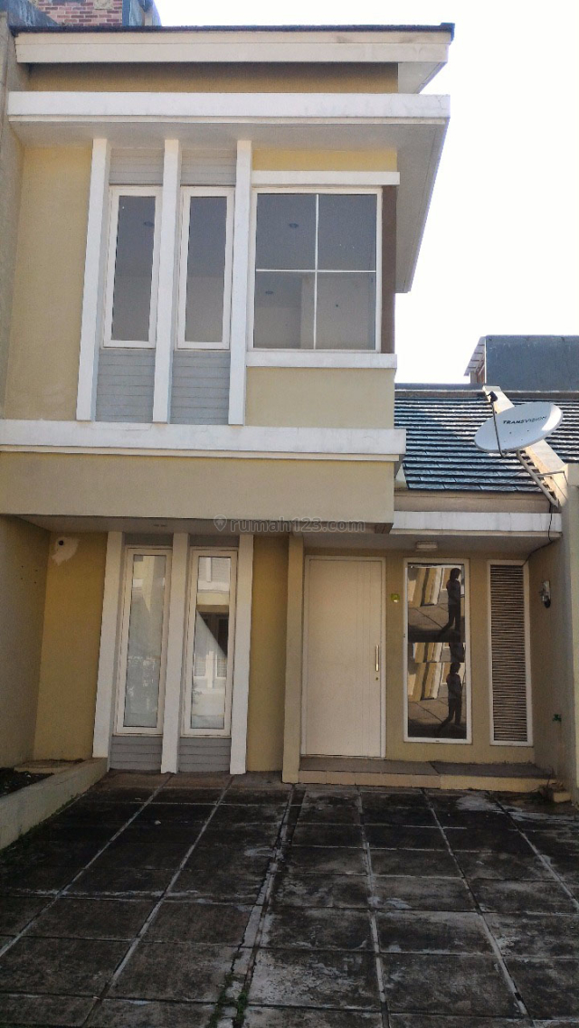 RUMAH SIAP HUNI DI PERUMAHAN MODERNLAND (ric 569), Modernland, Tangerang