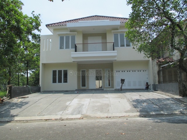 Rumah sentul city pemandangan masih alami lokasi aman dan nyaman, Sentul City, Bogor