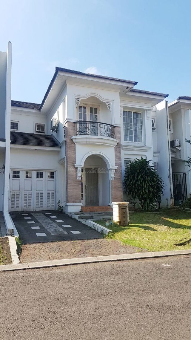 Rumah Bagus Dan Nyaman 2 Lantai Hadap Utara Di Provence Parkland BSD (YL796), BSD Provance Parkland, Tangerang