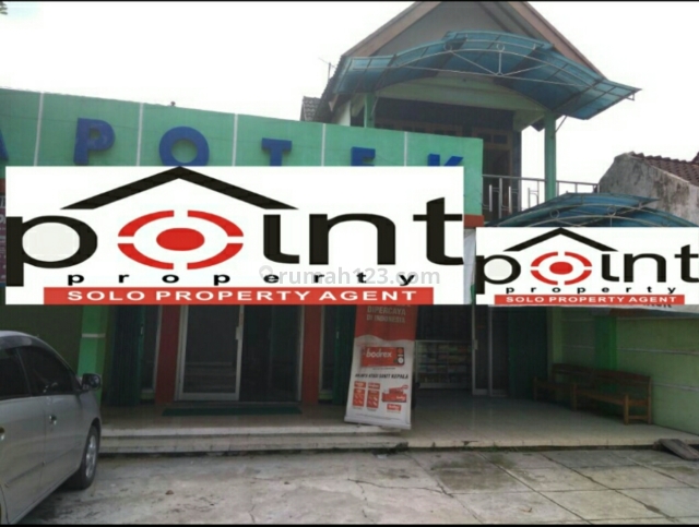 Rumah Include Apotik Dan Klinik 523m2 Jln Solo Sragen, Sragen, Sragen