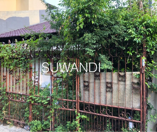 Rumah Tua Uk.9x16, LT 145 di Sunter, hitung beli harga tanah saja @LST/S/1900, Sunter, Jakarta Utara