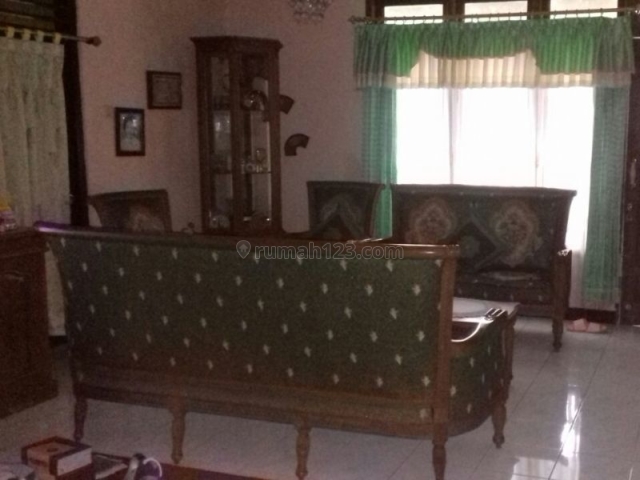 Rumah Jalan Karimun Jawa Cilacap, Cilacap Tengah, Cilacap