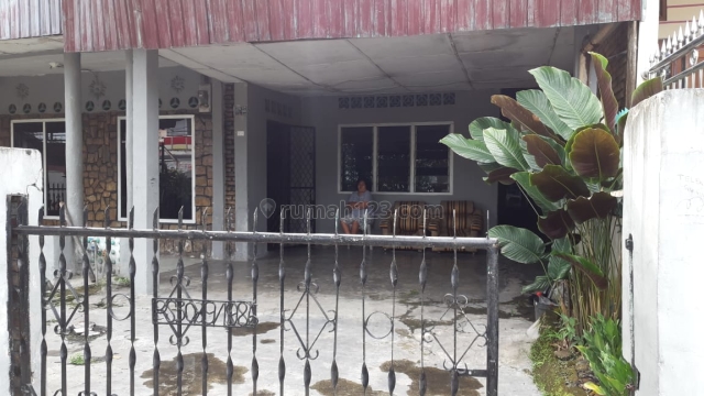 Rumah Tua Hitung Tanah di Jalan Rakutta Sembiring Jalan Lintas SIantar Medan, Siantar Martoba, Pematang Siantar