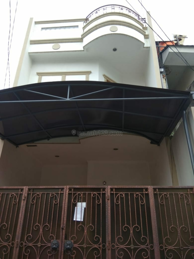 Rumah 2,5 lantai di Petojo Barat, Jakarta Pusat, Duri Pulo, Jakarta Barat