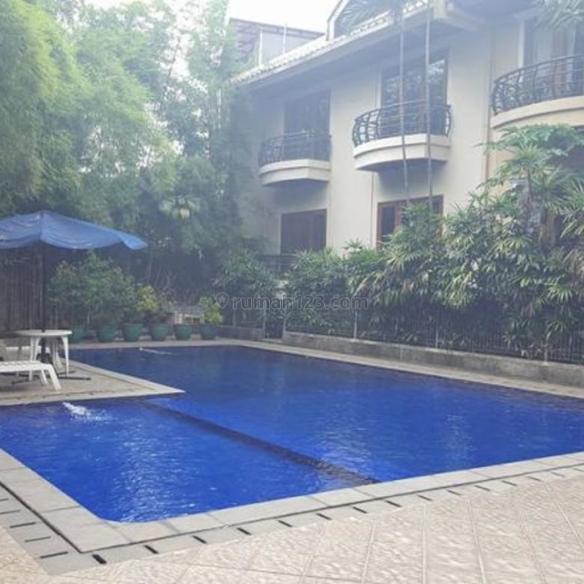 Cozy Town House Lokasi Strategis di Kemang Utara Jakarta Selatan, Kemang, Jakarta Selatan