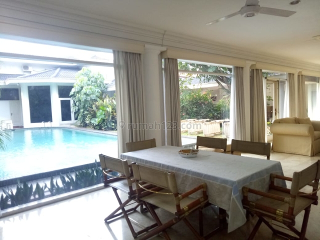 DELUXE HOUSE AT KUNINGAN 200 M2 2000 USD, Kuningan, Jakarta Selatan