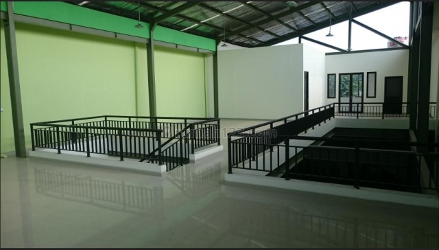 SUPER HOT..Rumah Kantor Apik Puspowarno (Tengah Kota, Dekat Bandara Semarang), Puspowarno, Semarang