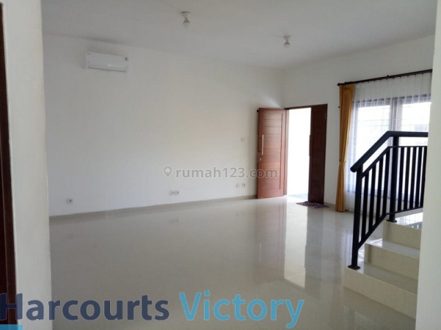 Rumah Baru Lantai 2 Area Teuku umar., Denpasar Barat, Denpasar
