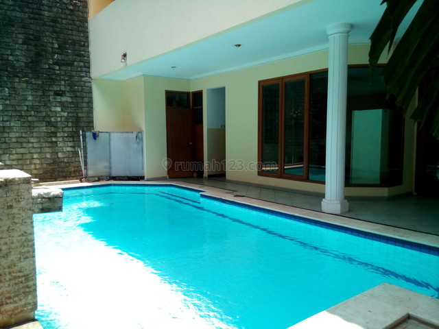 Good House in Bussiness area kuningan " The Price Can Be Negotiable ", Kuningan, Jakarta Selatan