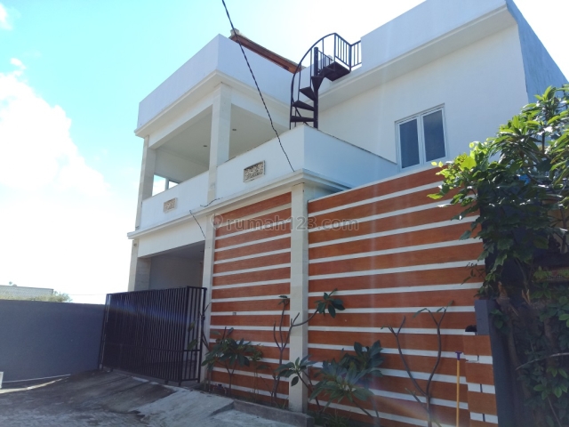 Rumah / Brand New House with good location at Taman Jimbaran, Badung, Bali, Jimbaran, Badung