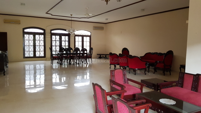Rumah Tinggal Ex Kursus Di Kebayoran Baru Jakarta Selatan, Kebayoran Baru, Jakarta Selatan