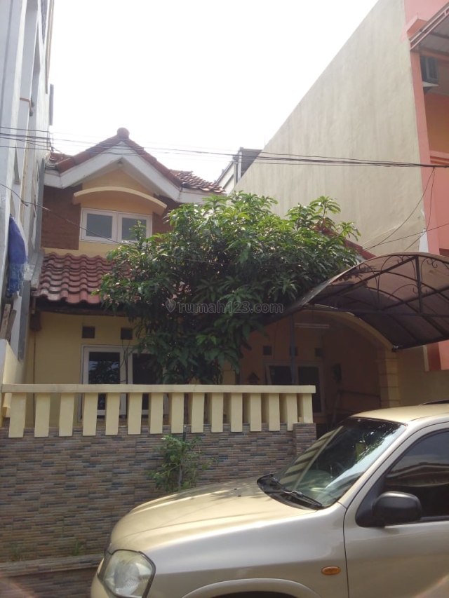 Cluster Pulau Dewa Minimalis Kondisi Rapi Bersih, Modernland, Tangerang
