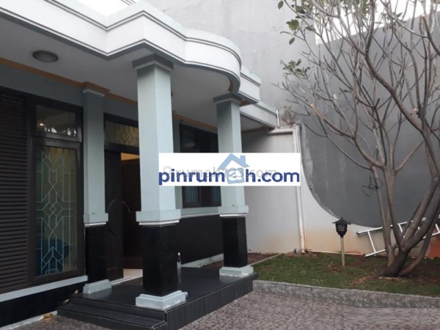 PULOMAS RUMAH BAGUS SIAP HUNI 180 m2 HUB 081280069222 ABEL PR-014063, Kelapa Gading, Jakarta Utara