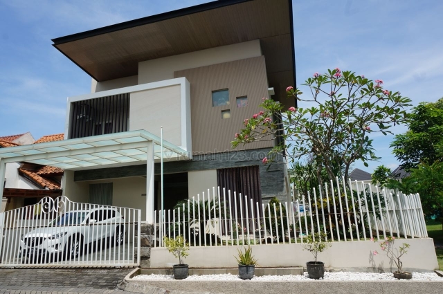 Rumah Murah Citraland Taman Puspa Raya dekat Pakuwon indah Royal Residence Graha Family, Citraland, Surabaya