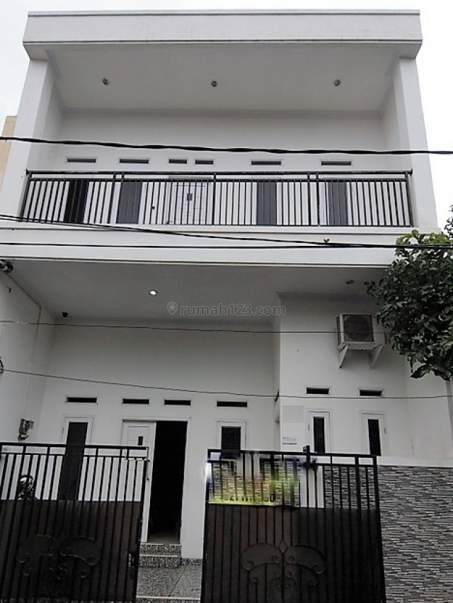 RUMAH BAGUS STRATEGIS DI SUNTER JAYA, Sunter, Jakarta Utara