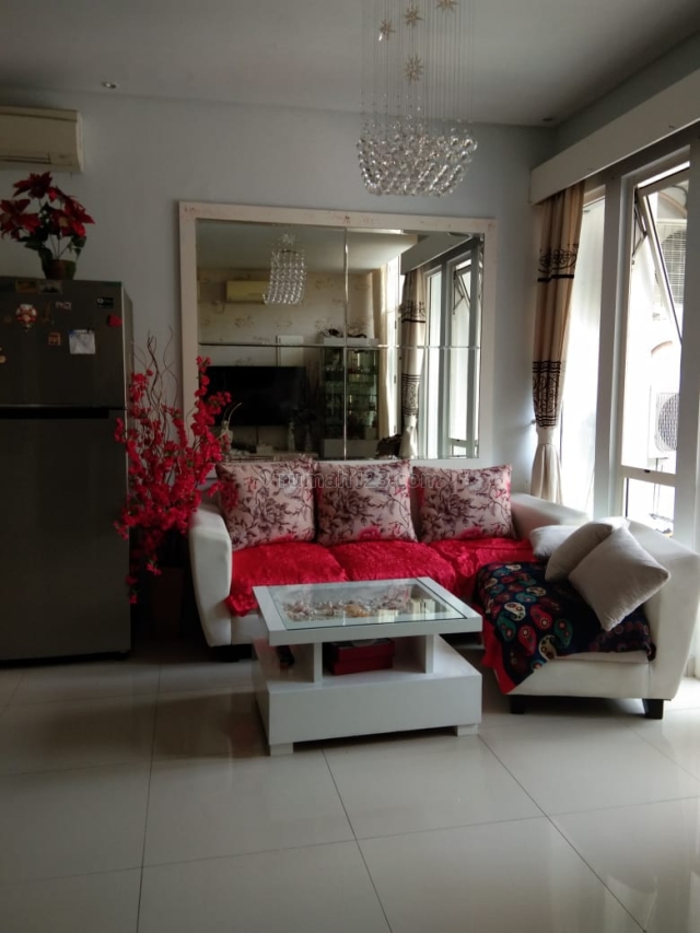 RUMAH LONG BEACH RAPIH RENOV HADAP DEPAN, Pantai Indah Kapuk, Jakarta Utara