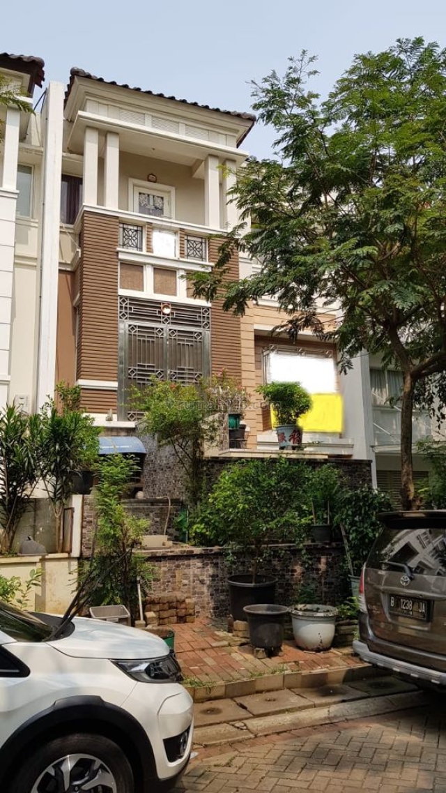 Rumah di lokasi premium Pantai Indah Kapuk, Pantai Indah Kapuk, Jakarta Utara