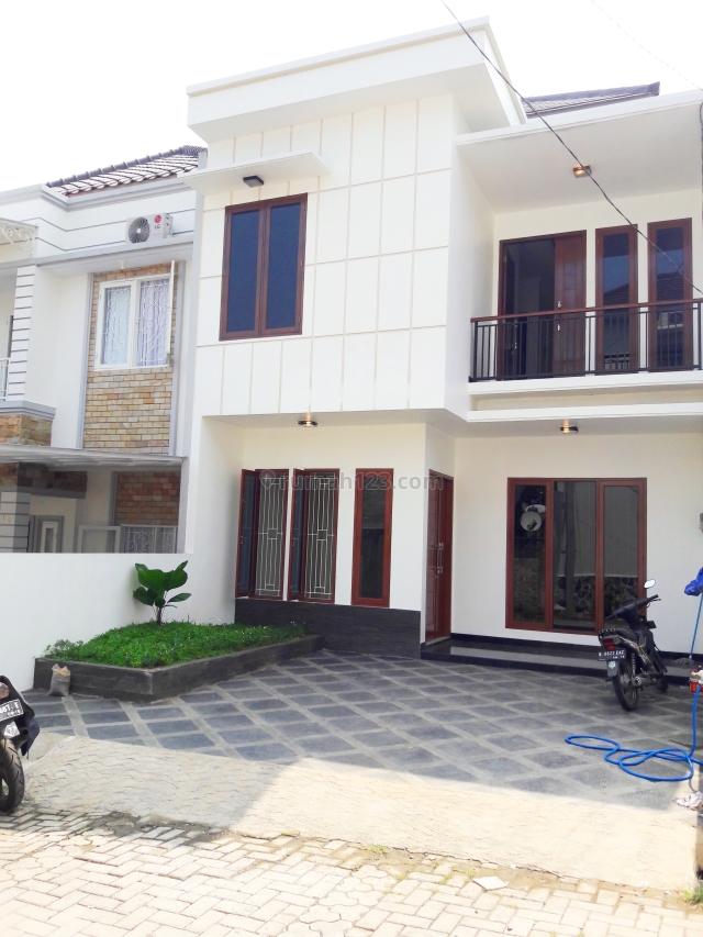 Rumah CANTIK ASRI di PEJATEN TIMUR, Pasar Minggu, Jakarta Selatan