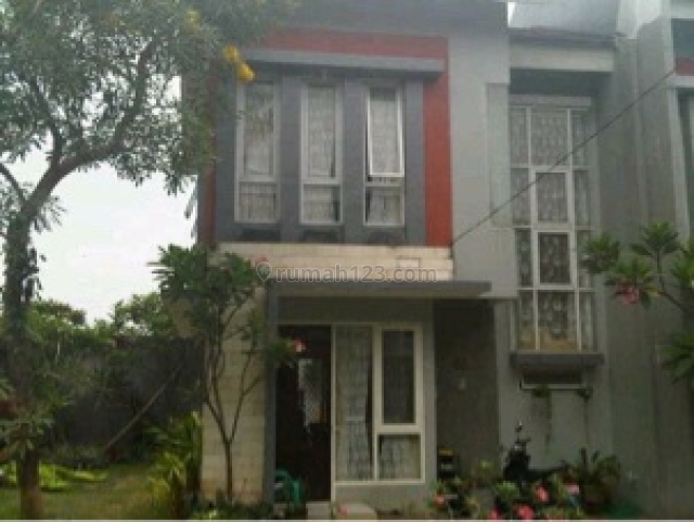 Rumah cantik dan terawat di Cirendeu, Cireundeu, Tangerang