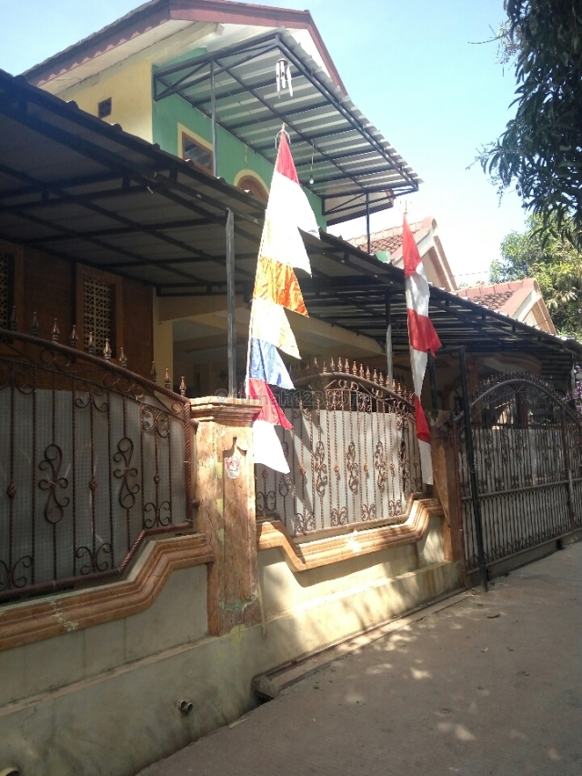 Rumah tanah luas dan nyaman di padurenan bekasi timur, Padurenan, Bekasi