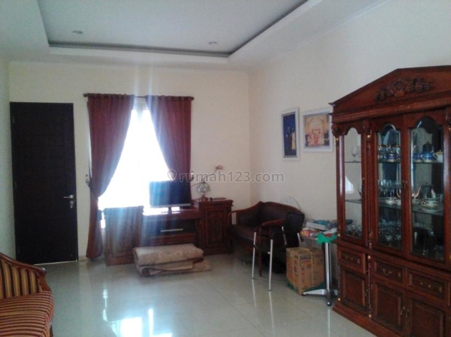Rumah cantik minimalis 2 lantai siap huni tanah luas, huk depan taman di kawasan elite Galaxy Bekasi, Galaxy, Bekasi