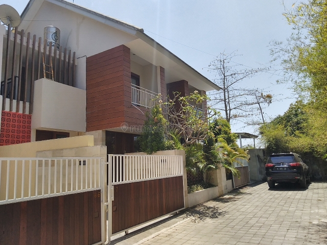 Villa Minimalis lokasi bagus dekat GWK, Jimbaran, Badung