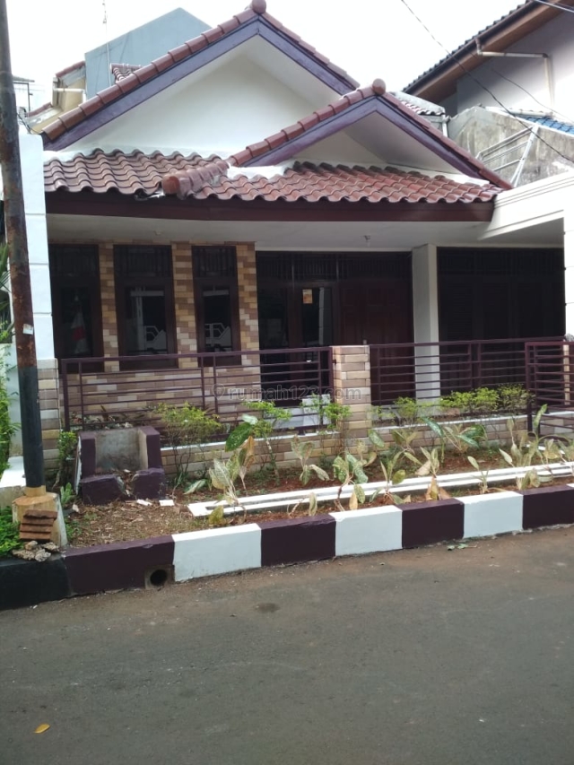 Rumah Di Karang Tengah, Karang Tengah, Tangerang