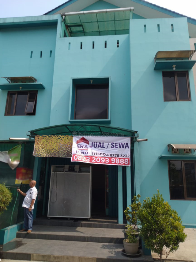 Rumah di Perum Adi Bumi Graha Cipamokolan, Rancasari, Bandung