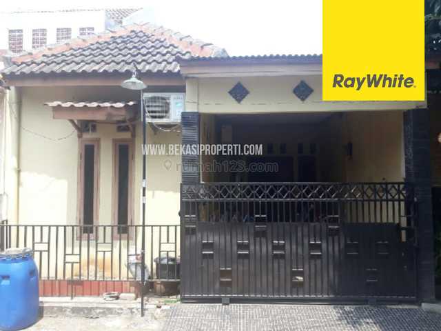 DIJUAL RUMAH DI BEKASI TIMUR REGENSI, LOKASI BAGUS RUMAH SIAP HUNI., Bekasi Timur, Bekasi