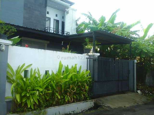 Rumah cantik semi furnish, Gatot Subroto, Denpasar