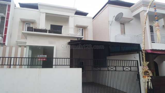 rumah muding indah 2 lantai denpasar badung, Kerobokan, Badung