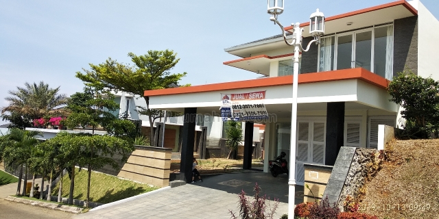 Rumah Baru 2 Lantai Di Cluster Premium Dago Resort Dengan View Gunung, Dago, Bandung