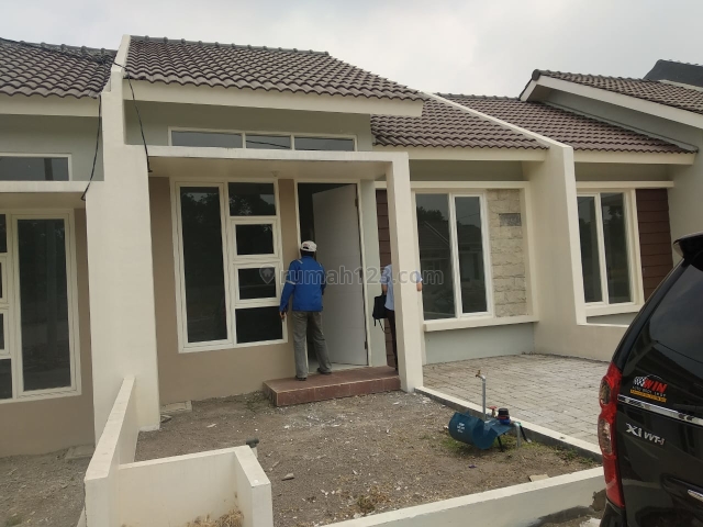 RUMAH MURAH BARU GRESS DI PERUMAHAN JADE HAMLET , MENGANTI HULAAN , GRESIK, Menganti, Gresik