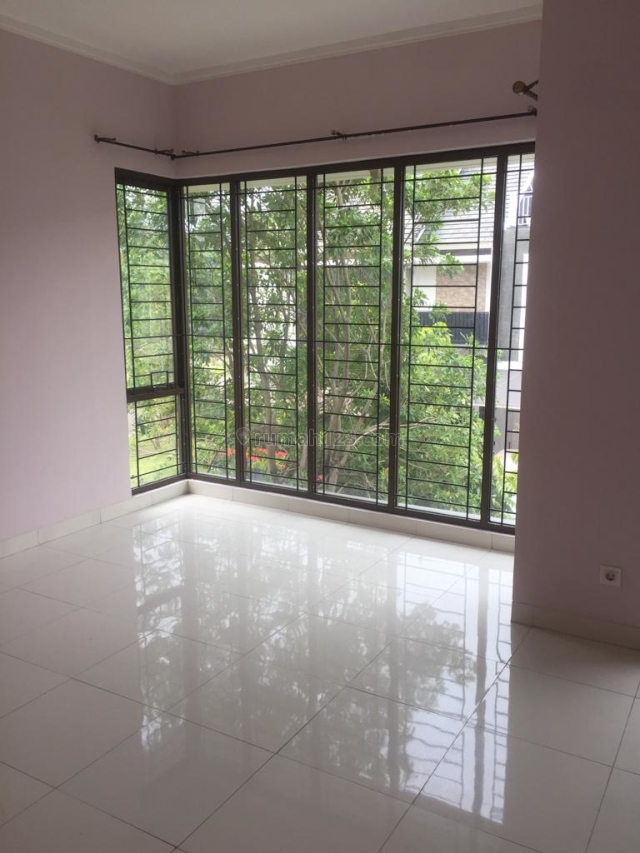 Rumah 2 lantai di bintaro jaya cluster, Bintaro, Jakarta Selatan