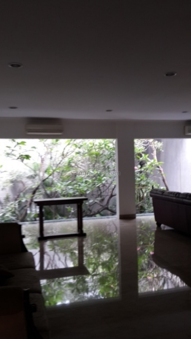 Rumah Cantik Nyaman dan Asri, Pondok Indah, Jakarta Selatan
