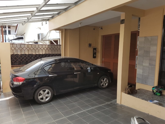 Rumah Kos 13 + 1 Kamar, TERISI PENUH Dekat Stasiun MRT Blok A, Kebayoran Baru, Kebayoran Baru, Jakarta Selatan
